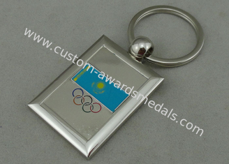 Nachgemachtes hartes Email-olympischer fördernder Schlüsselanhänger mit Vernickelung, Zink-Legierungs-spezielles Schlüsselloch